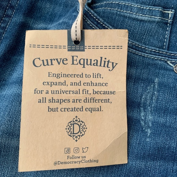 NWT NEW Democracy High Rise Slim Straight Distressed Jeans size 6 Ab technology - Picture 3 of 16